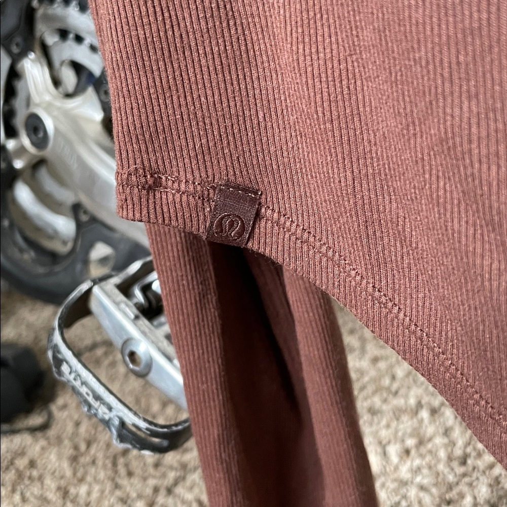 Lululemon Top - Picture 3 of 3